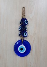 WALL ORNAMENT<br/> WITH PLASTIC(small ones) AND GLASS BEAD<BR/>(25*9CM)