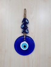 WALL ORNAMENT<br/> WITH PLASTIC(small ones) AND GLASS BEAD<BR/>(28*13CM)